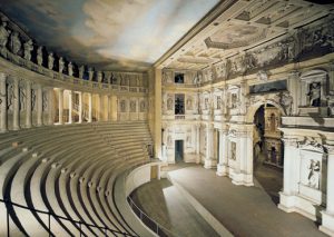 Teatro Olimpico. Opera di A. Palladio Work of A. Palladio