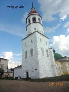 Колокольня Успенского собора в Тотьме