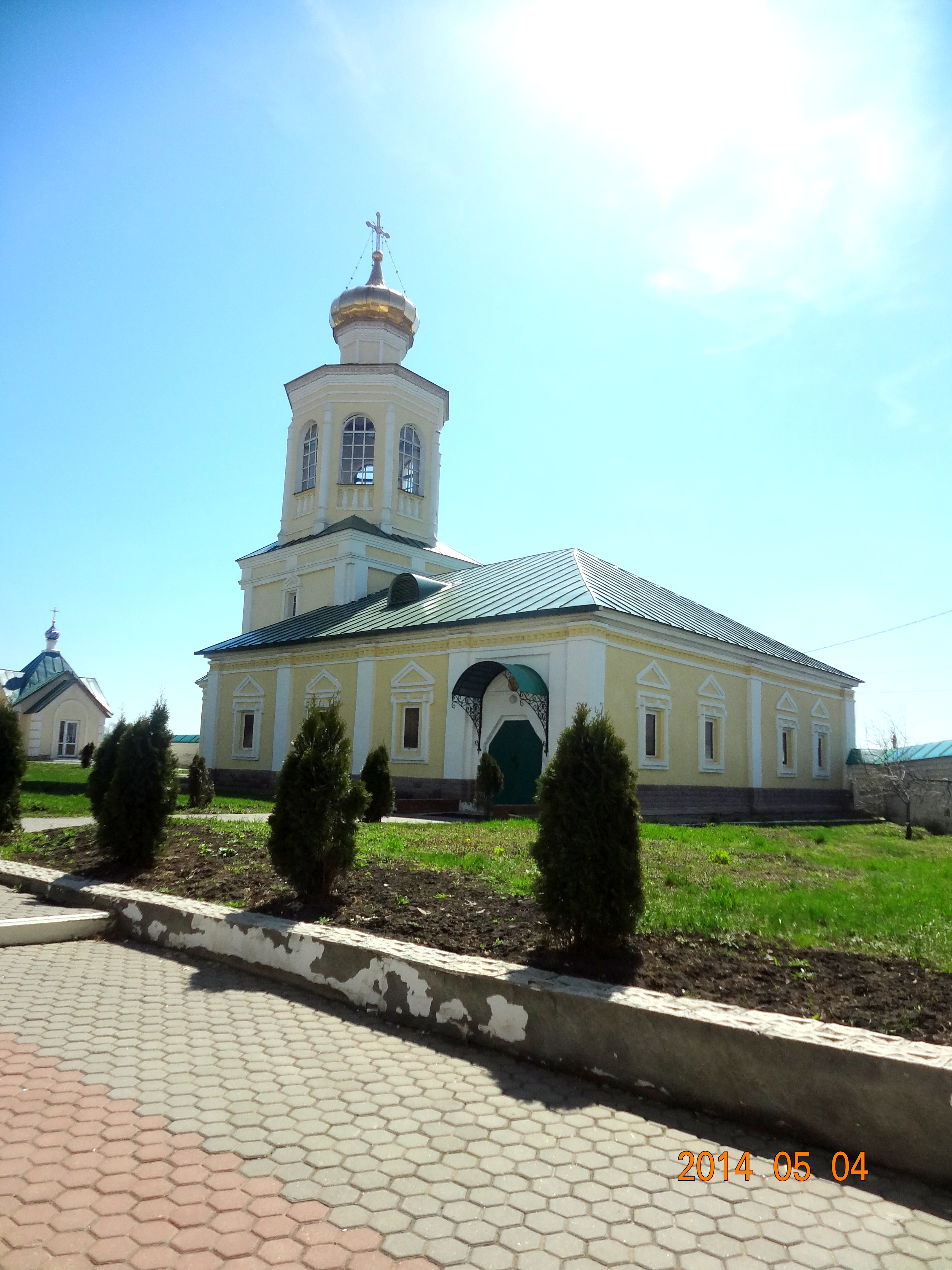 Иоанно-Богословский Макаровский мужской монастырь — современная обитель со  старинными храмами