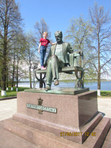 Памятник Чайковскому в Воткинске