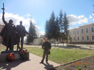 Памятник фронтовикам и партизанам в Трубчевске