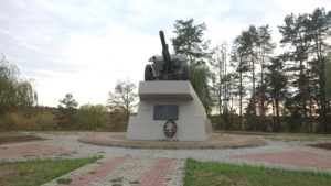 Памятник артиллеристам в Сураже