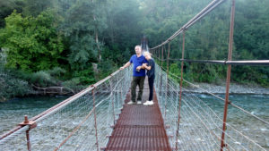 Подвесной мост в Никеле