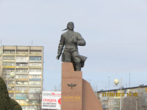 Памятник Маресьеву в Камышине