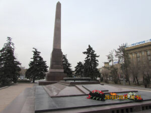 Мемориал на площади Павших Борцов