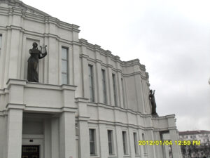 Здание оперного театра Минска