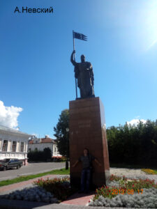 Памятник Невскому в Городце