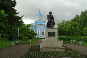 Памятник Ступину в Арзамасе