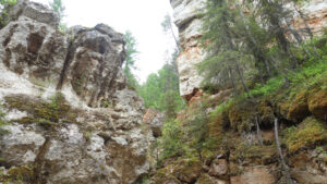 Водопад Святой источник