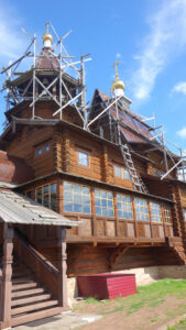Петропавловская церковь Карпогор
