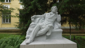 Памятник Пушкину в Приволжске