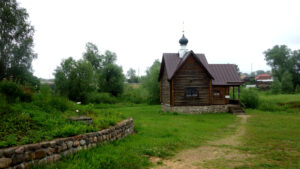 Тихвинский источник в Приволжске