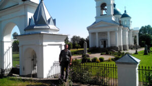 Рождественская церковь Надкопанье