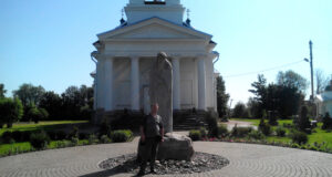 Рождественская церковь Надкопанье