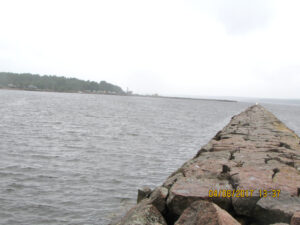 Каменный мол в Приморске