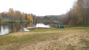 Озеро Юбилейное у Судиславля 