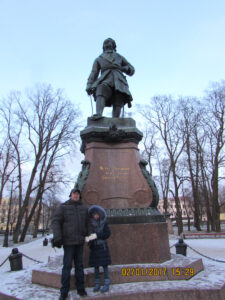 Памятник Петру I в Кронштадте
