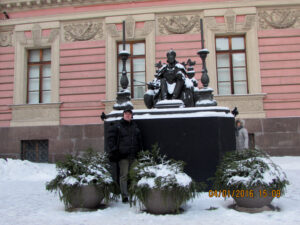 Памятник Павлу I в Михайловском замке