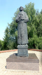 Матронушка встречающая