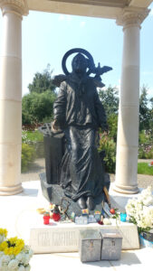 Памятник Матроне Себинской