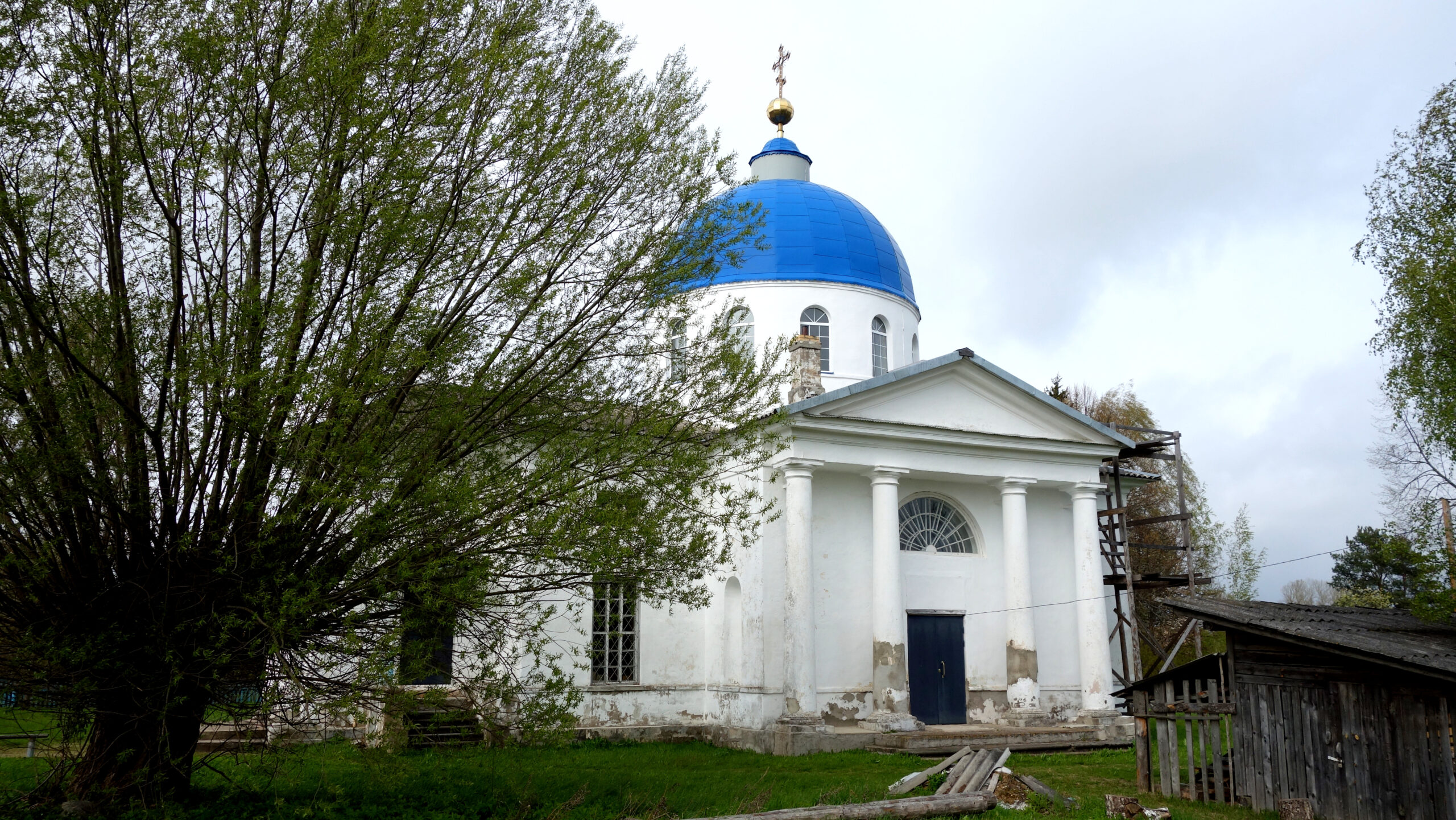Екатерининская церковь в Ровном