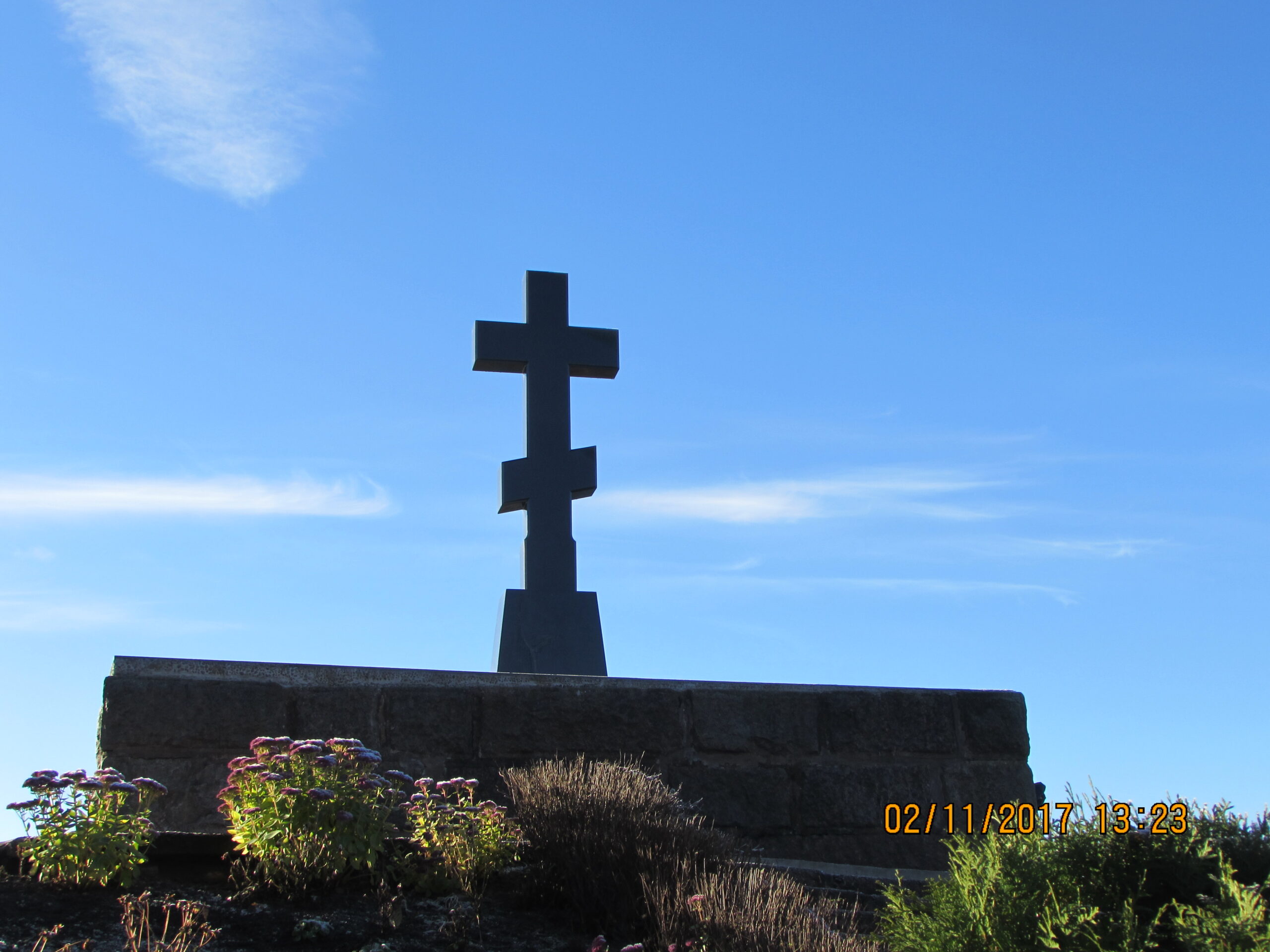 Памятный крест в Кингисеппе