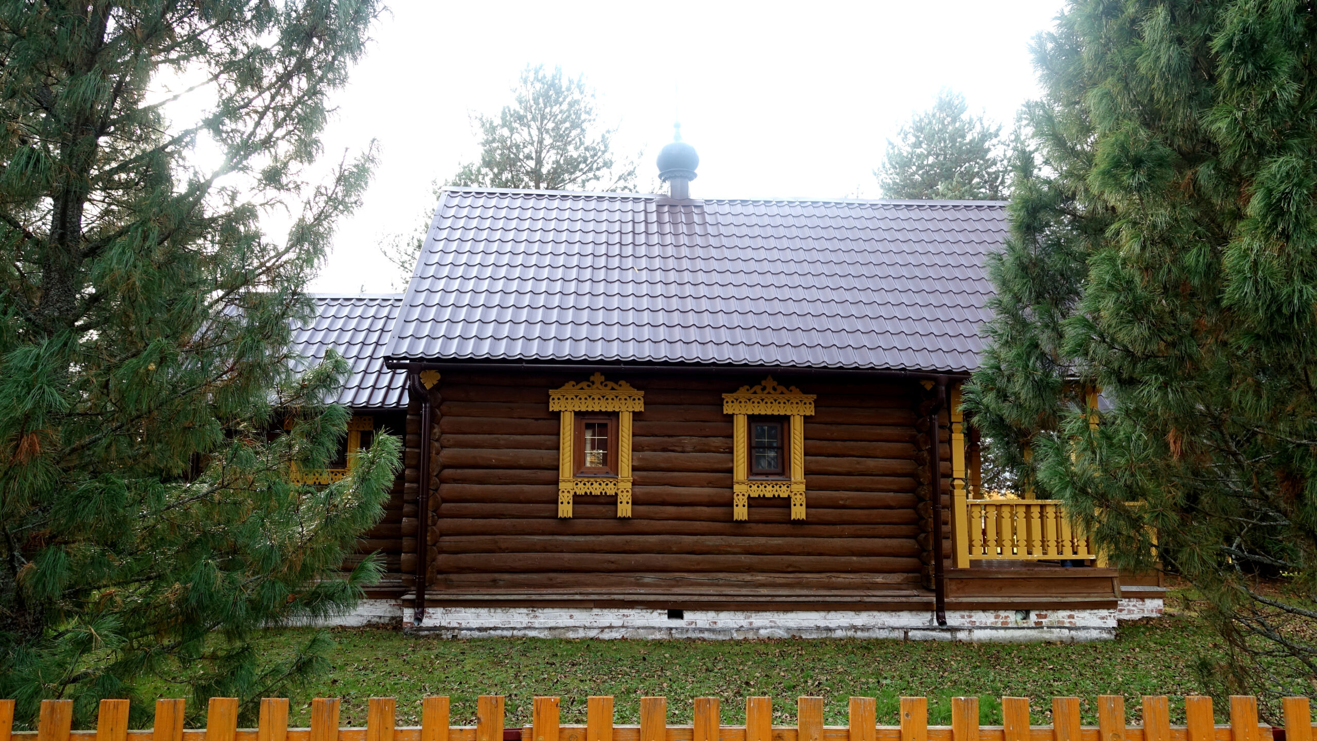 Церковь в Великово