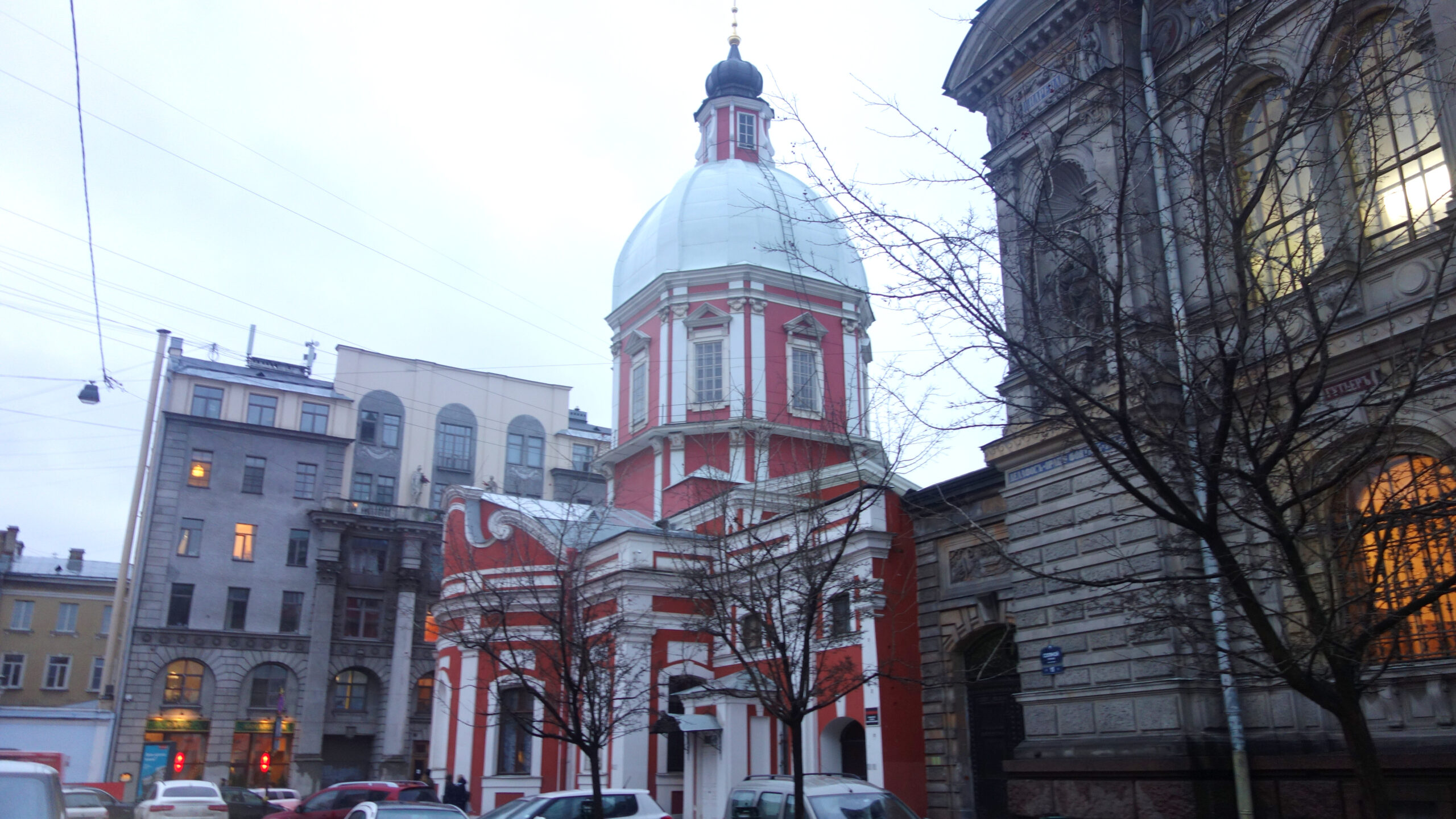 Пантелеймоновская церковь Санкт-Петербурга
