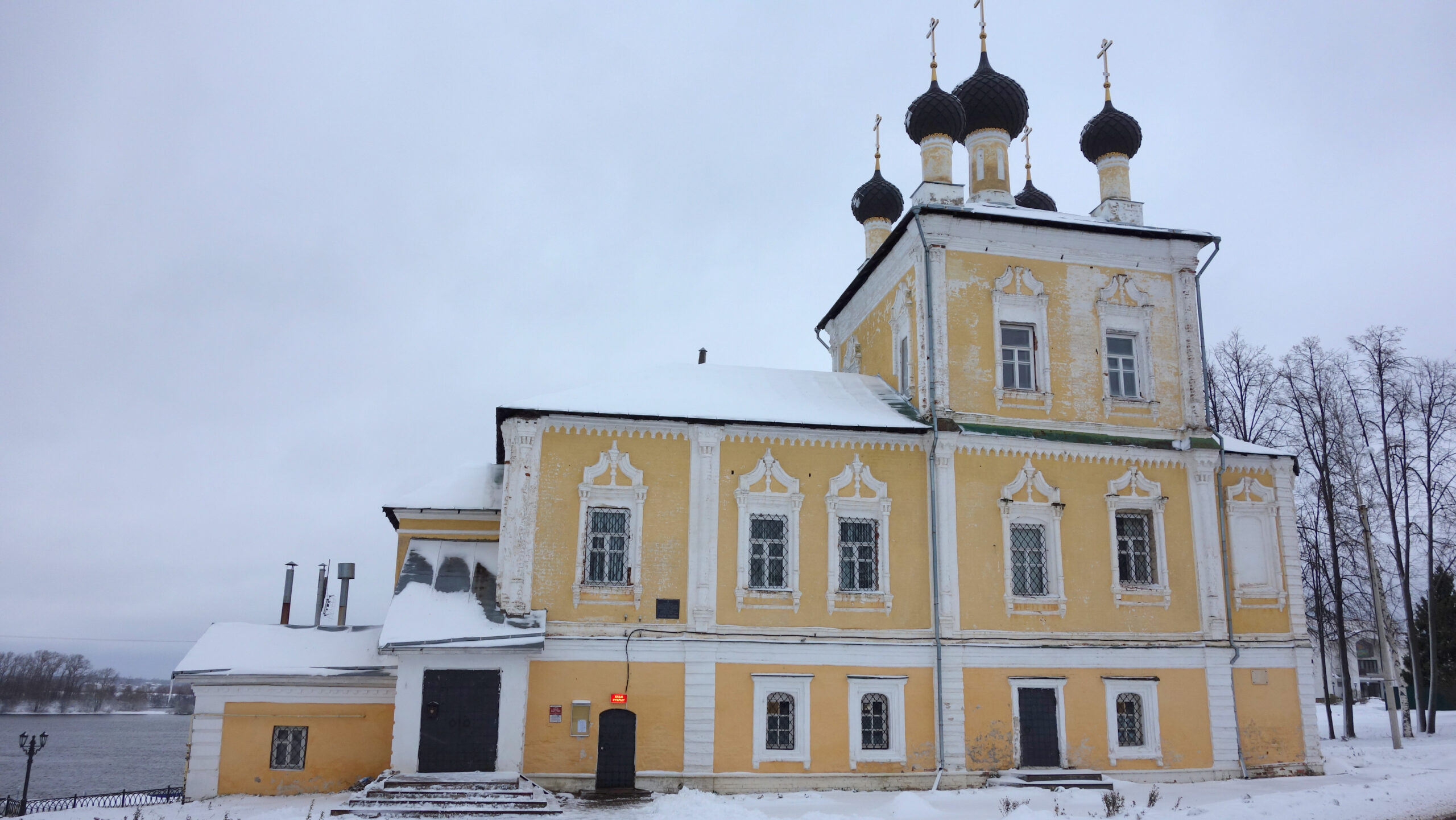 Церковь Флора и Лавра в Угличе